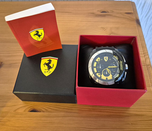 Scuderia ferrari chronograph - ferrari,