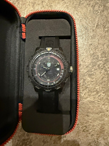 Luminox navy seal 3050 quartz - luminox,